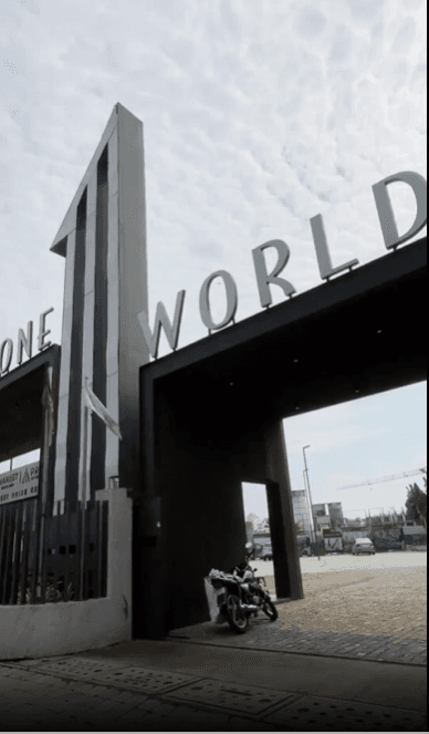 One World 4 BHK